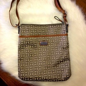 Tommy Hilfiger Crossbody Purse